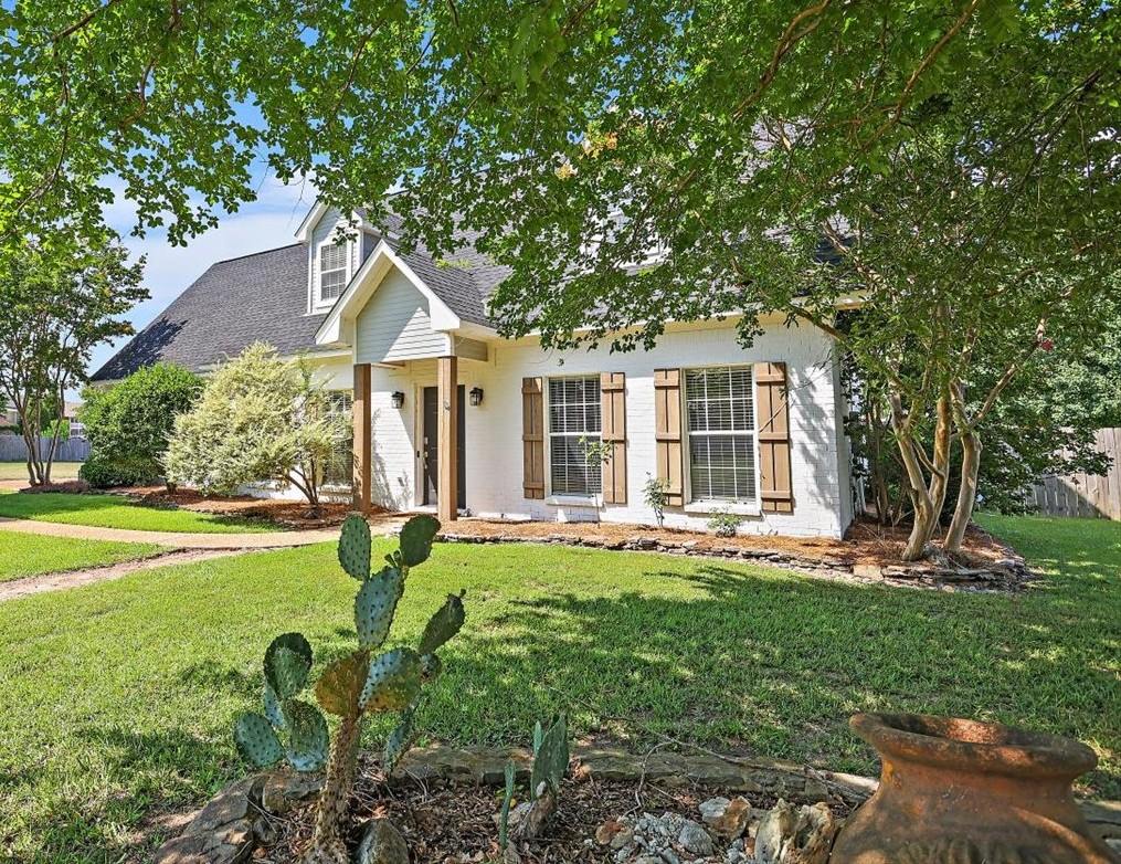 449 Abbey Woods, brandon, MS 39047