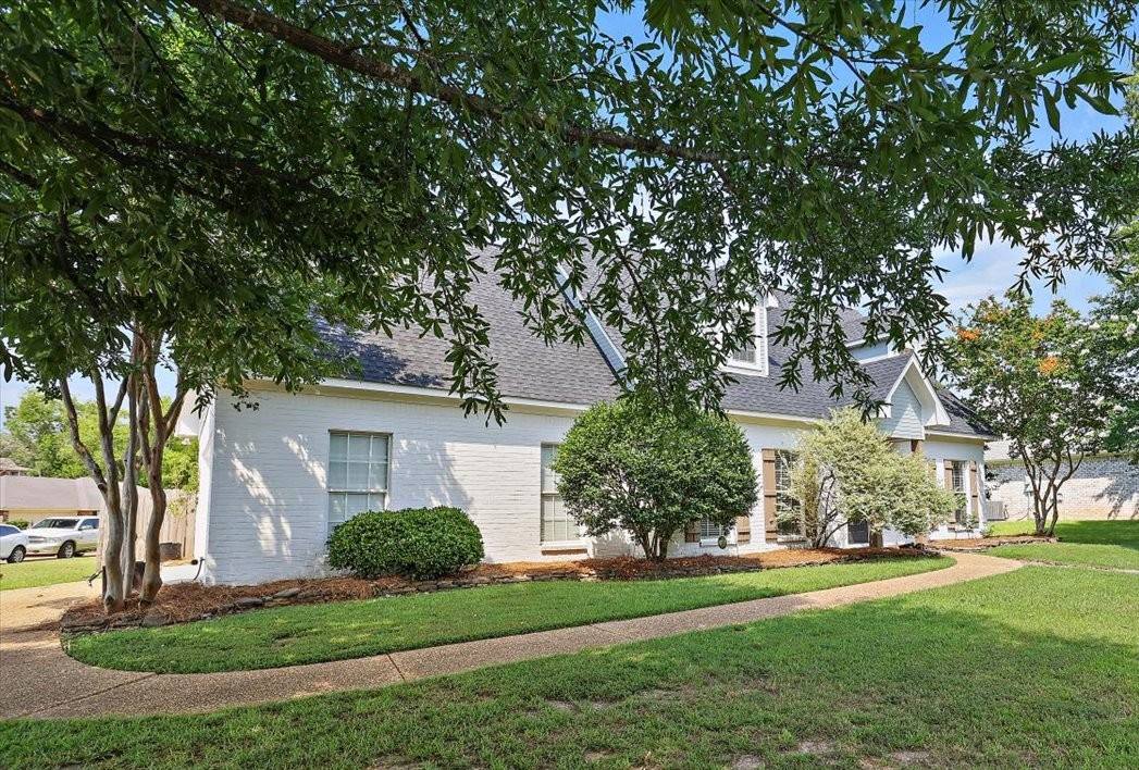 449 Abbey Woods, brandon, MS 39047