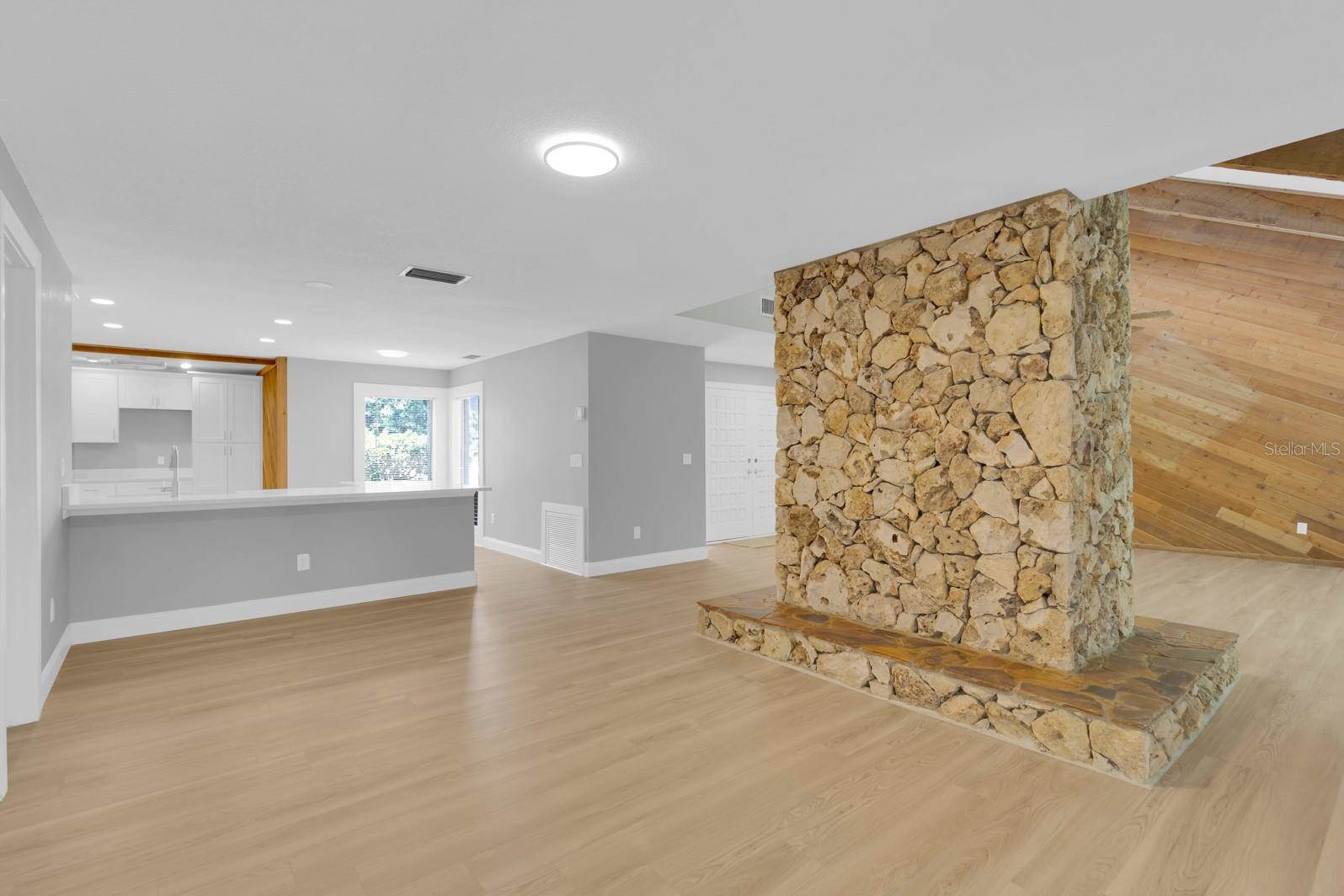 1102 Winter Springs Boulevard, Winter Springs, FL 32708
