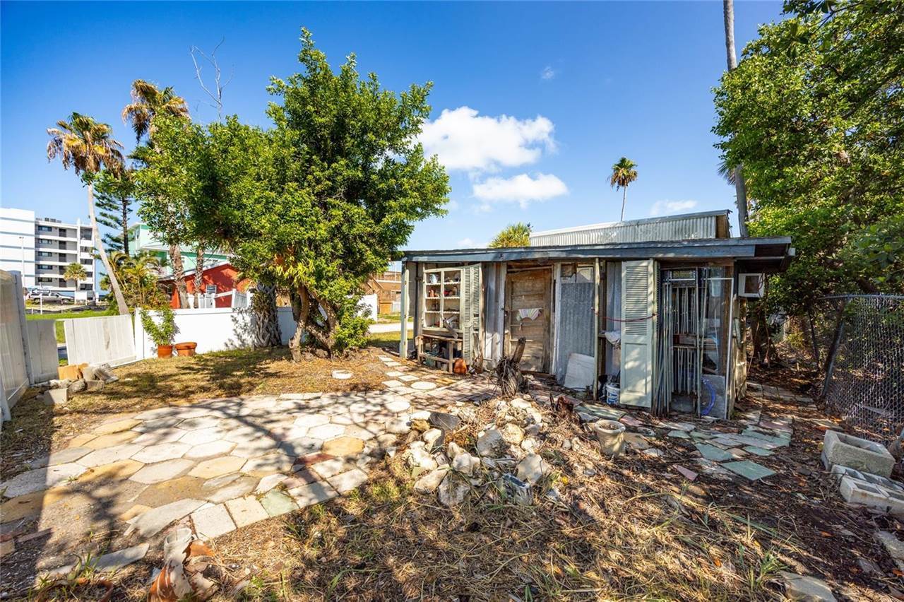 19109 2ND Street, Indian Shores, FL 33785