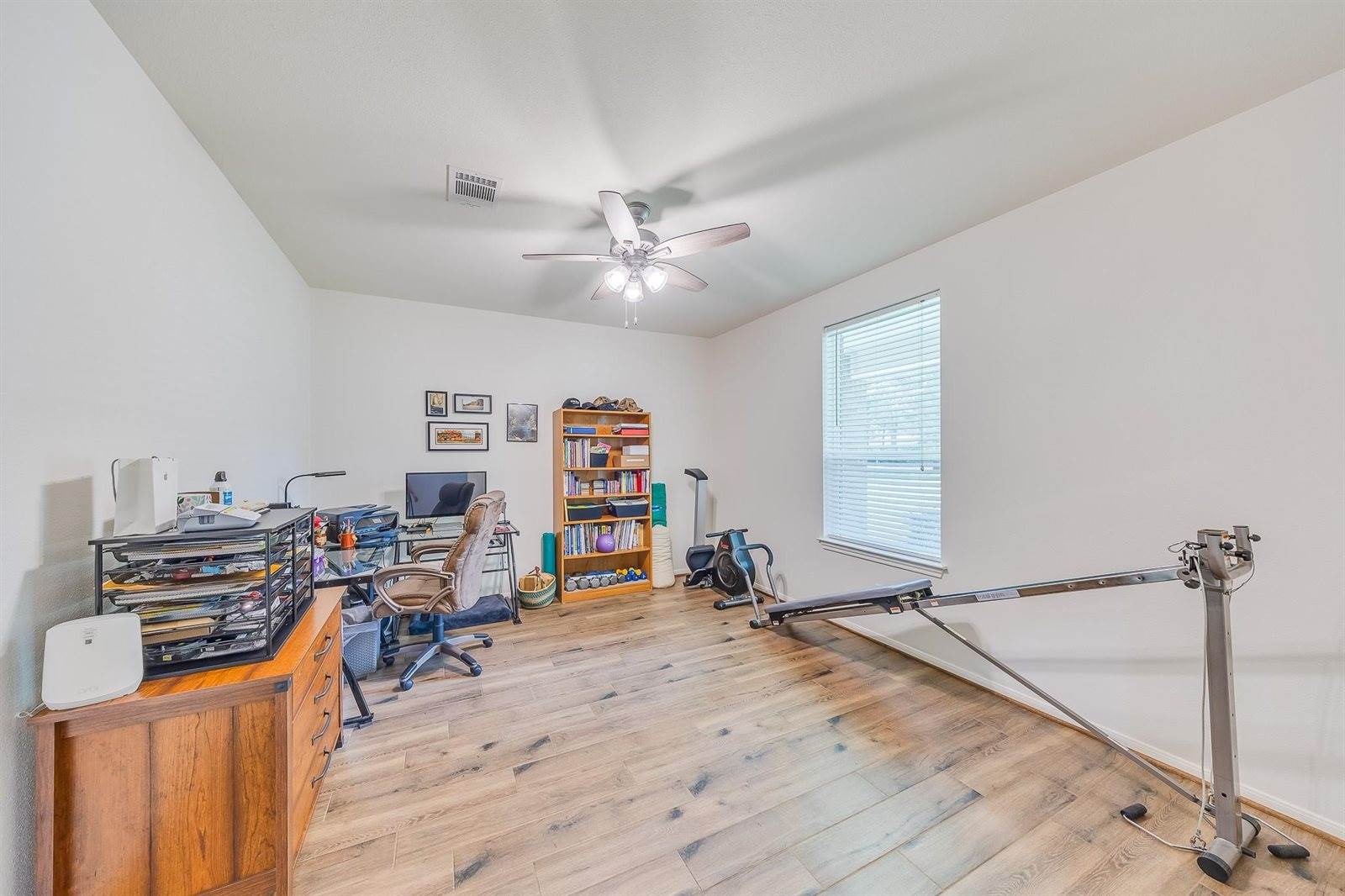 7403 Revelwood Drive, Magnolia, TX 77354