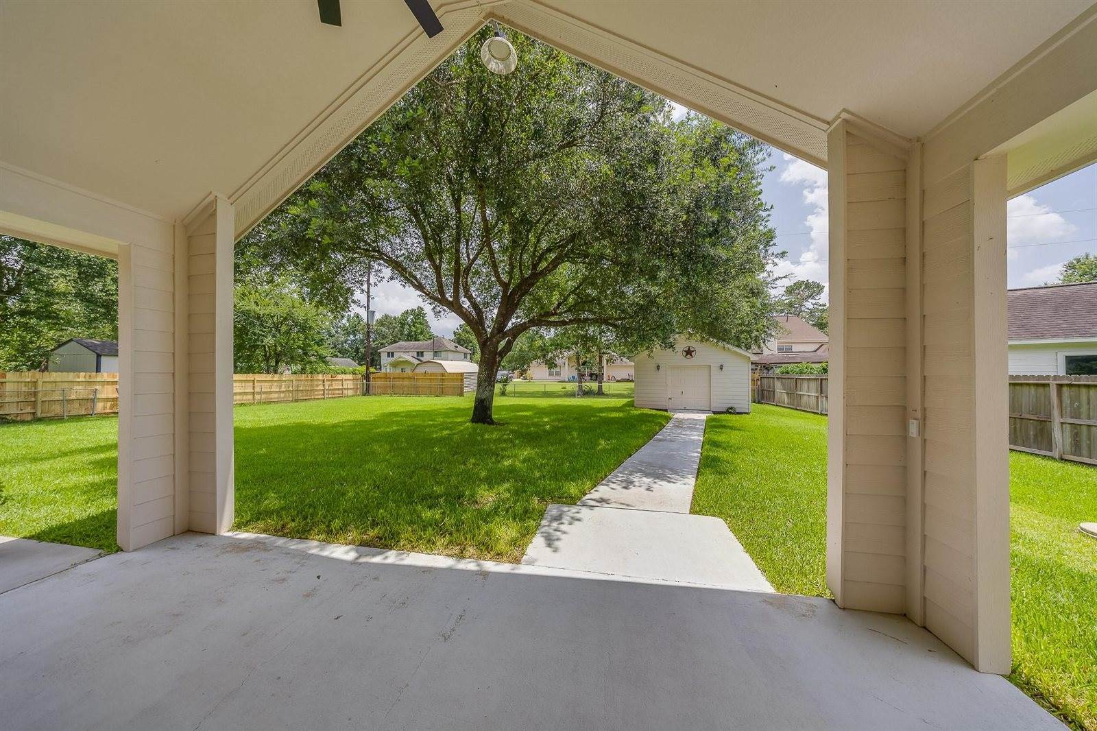 7403 Revelwood Drive, Magnolia, TX 77354