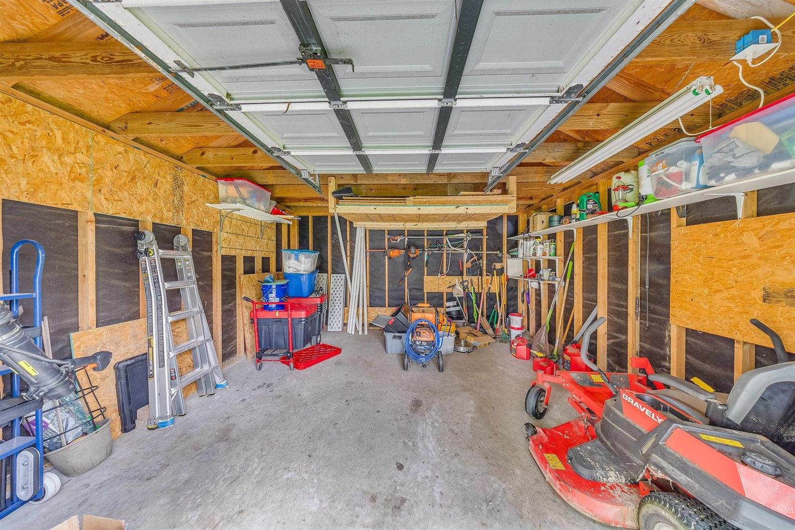 7403 Revelwood Drive, Magnolia, TX 77354