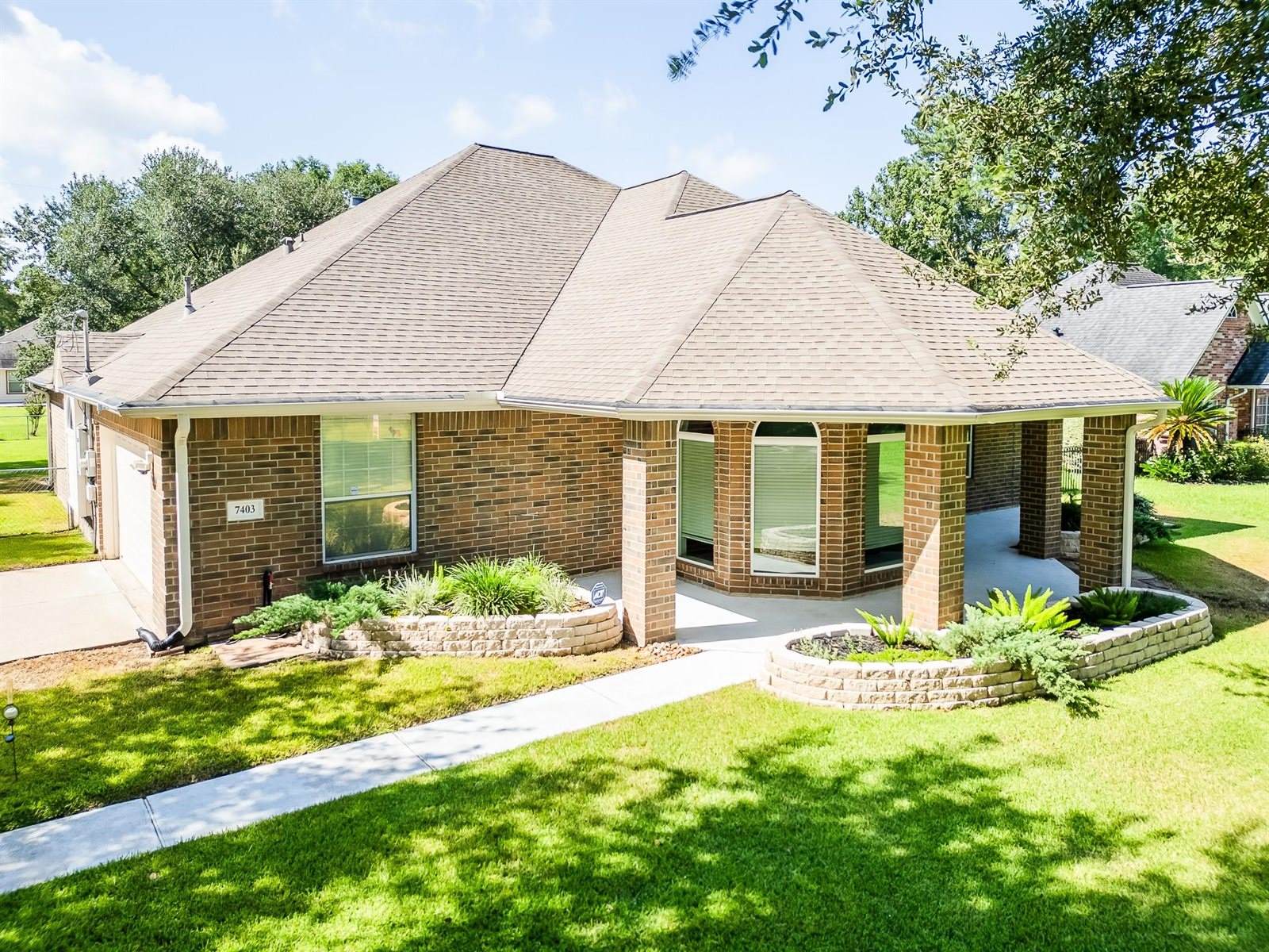 7403 Revelwood Drive, Magnolia, TX 77354