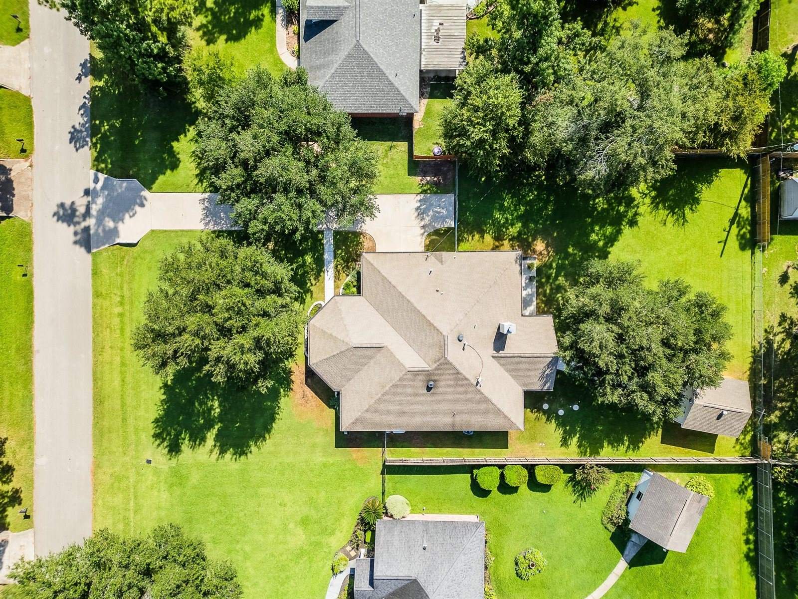 7403 Revelwood Drive, Magnolia, TX 77354