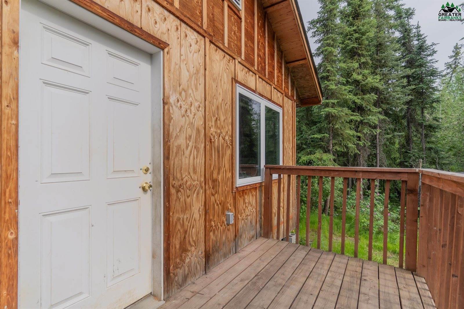 1123 Farmers Loop Road, Fairbanks, AK 99712