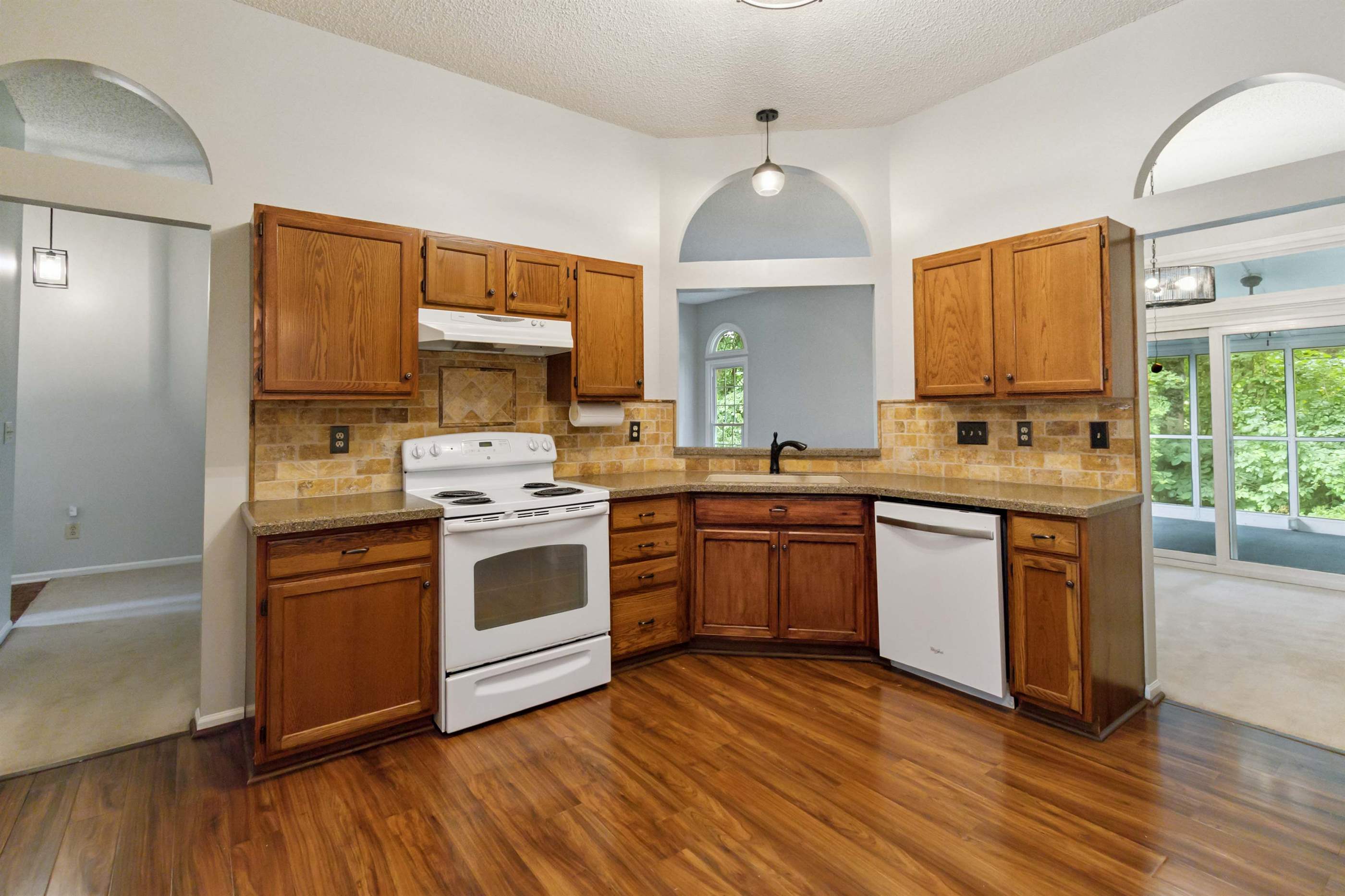 2303 Valleyview Drive, Charlotte, NC 28215