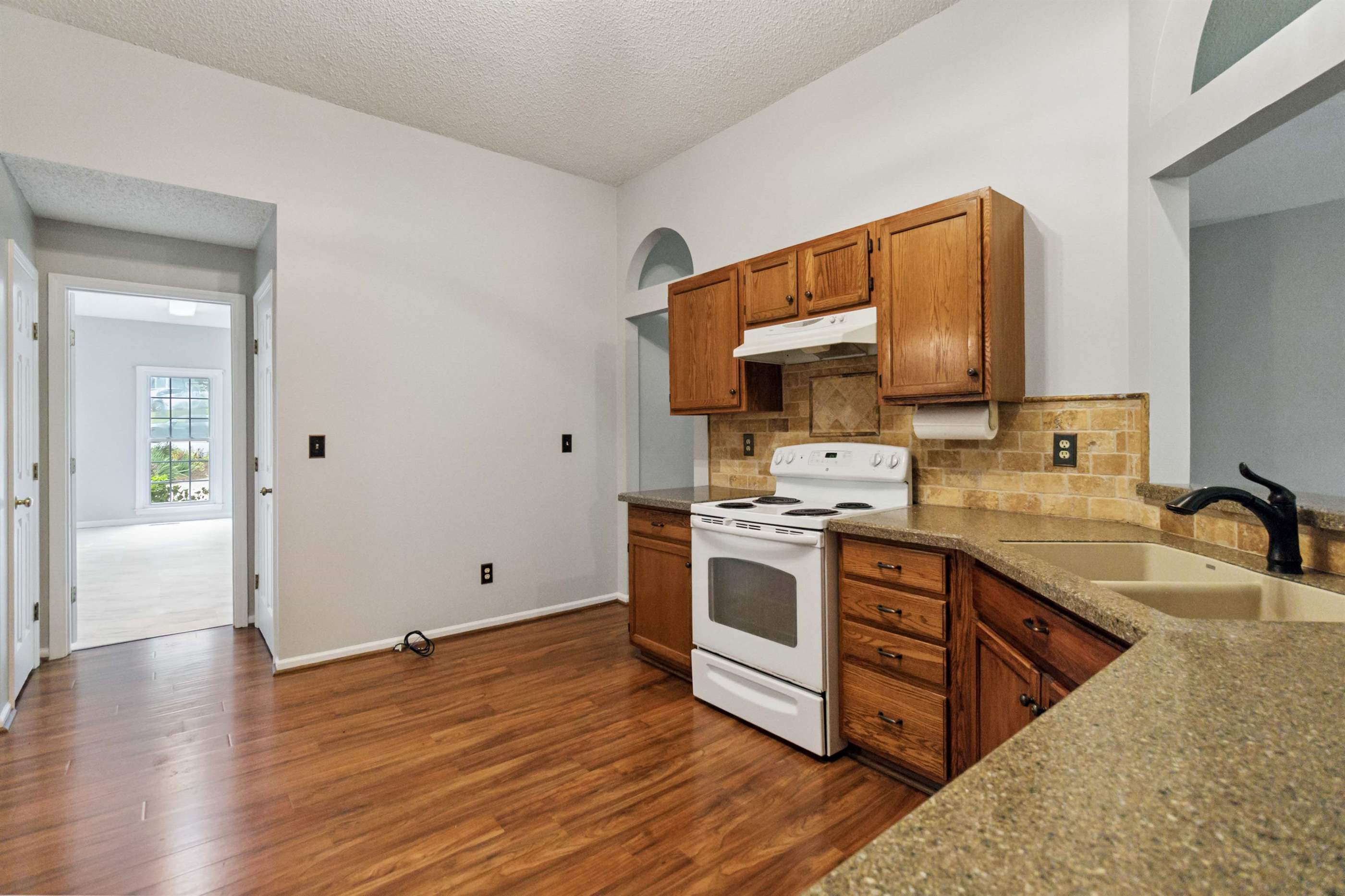 2303 Valleyview Drive, Charlotte, NC 28215