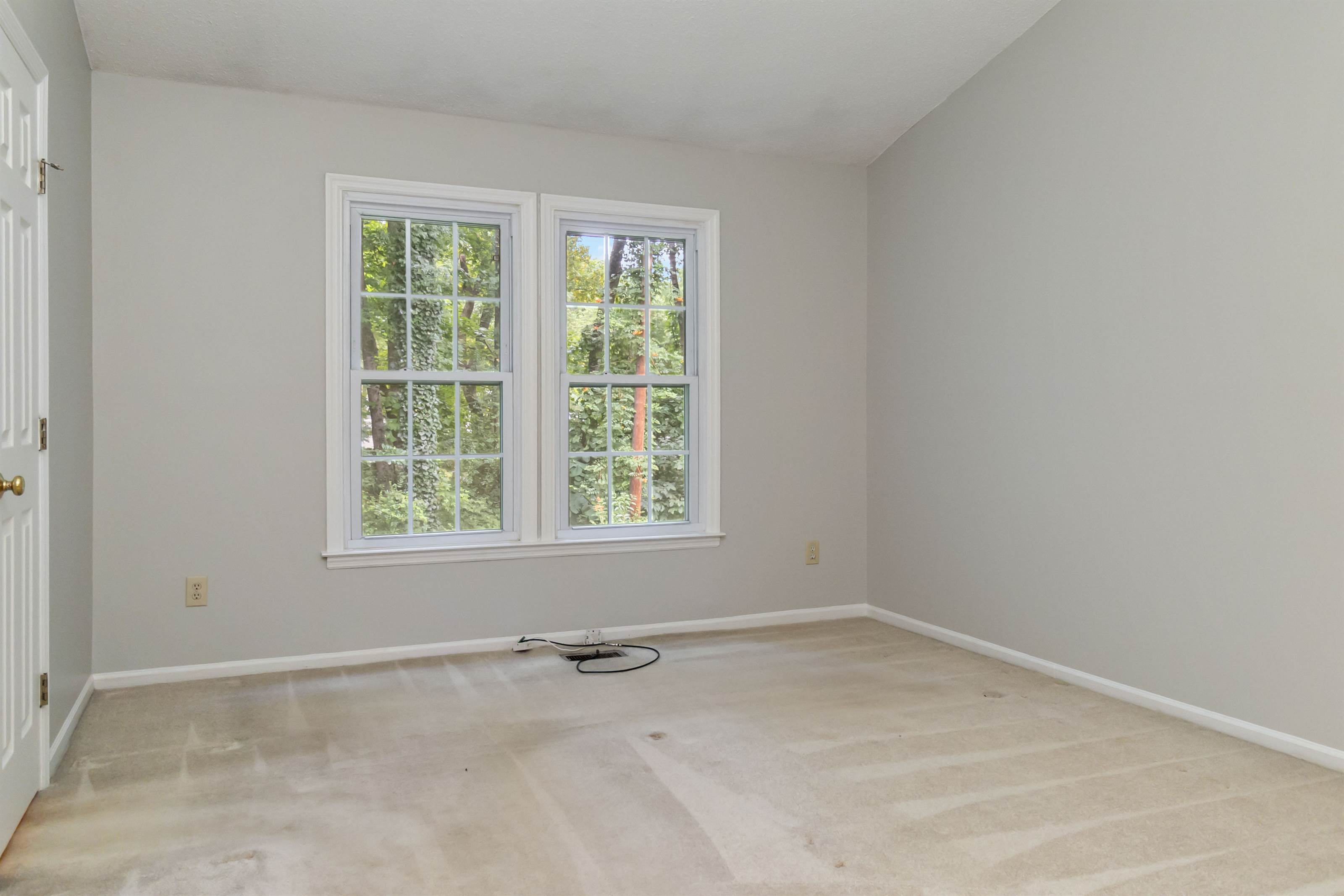 2303 Valleyview Drive, Charlotte, NC 28215