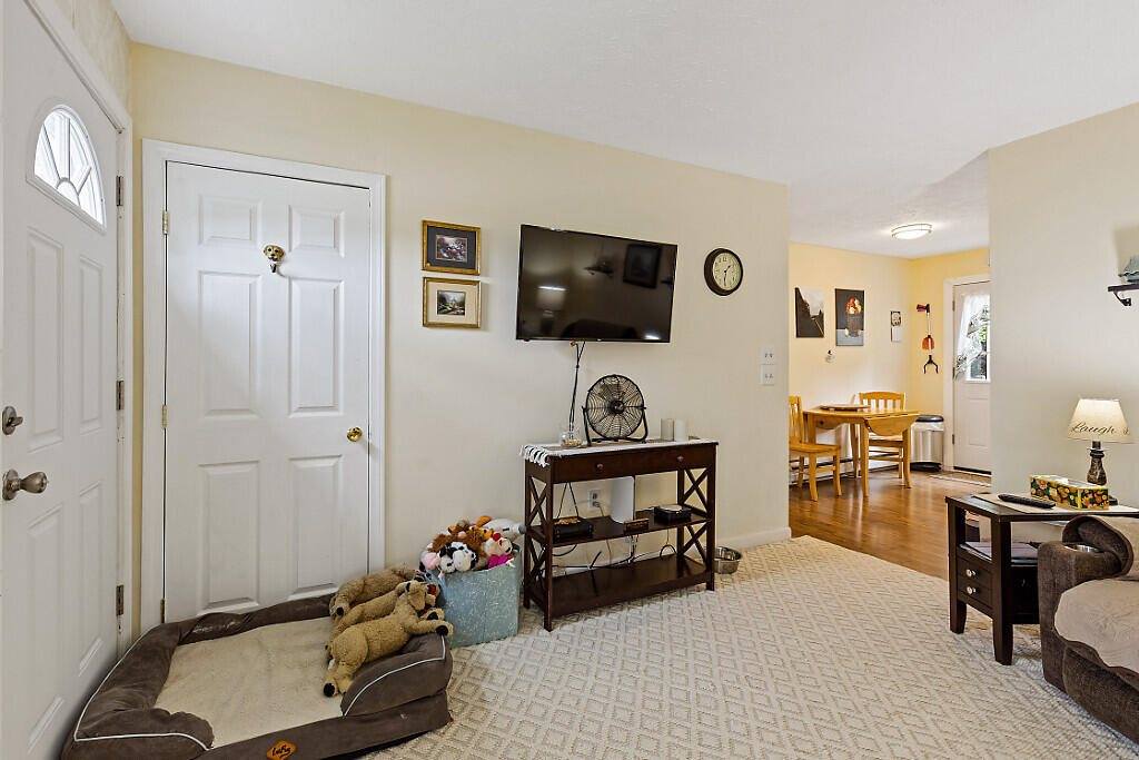 154 Rideout Avenue, Lewiston, ME 04240