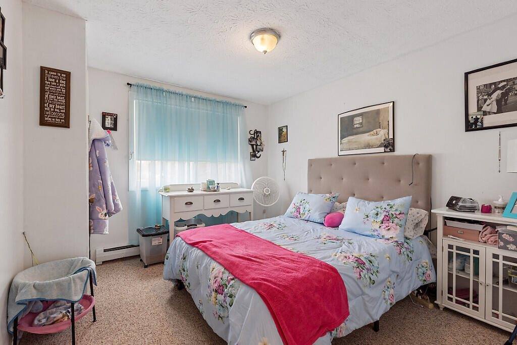 154 Rideout Avenue, Lewiston, ME 04240