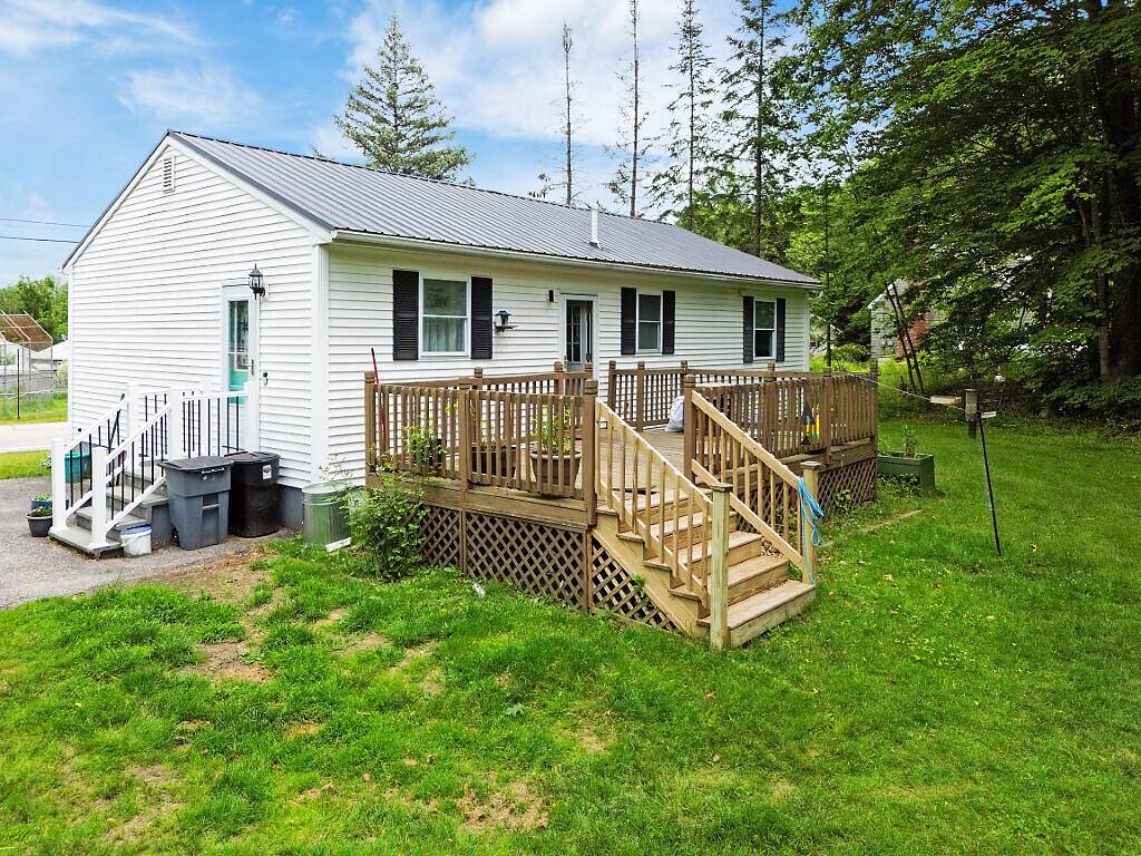 154 Rideout Avenue, Lewiston, ME 04240