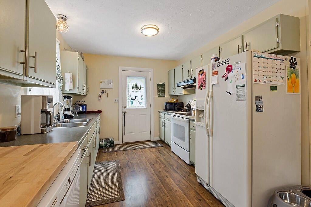 154 Rideout Avenue, Lewiston, ME 04240