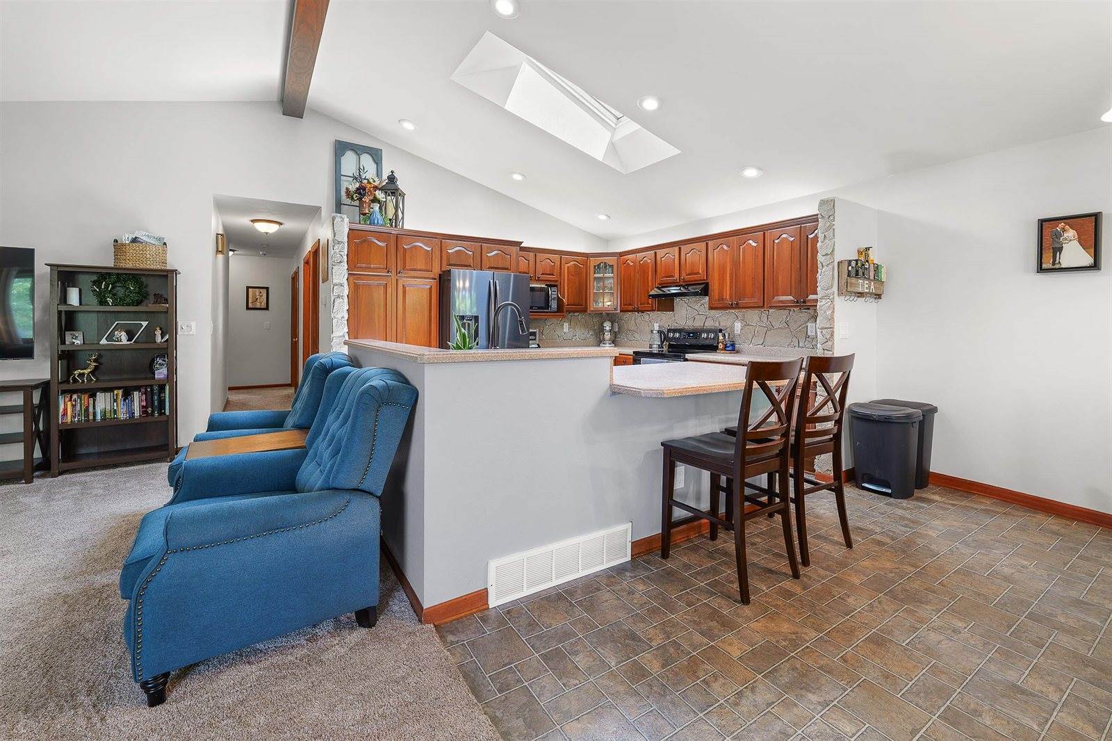 358 Meadow, Juneau, WI 53039