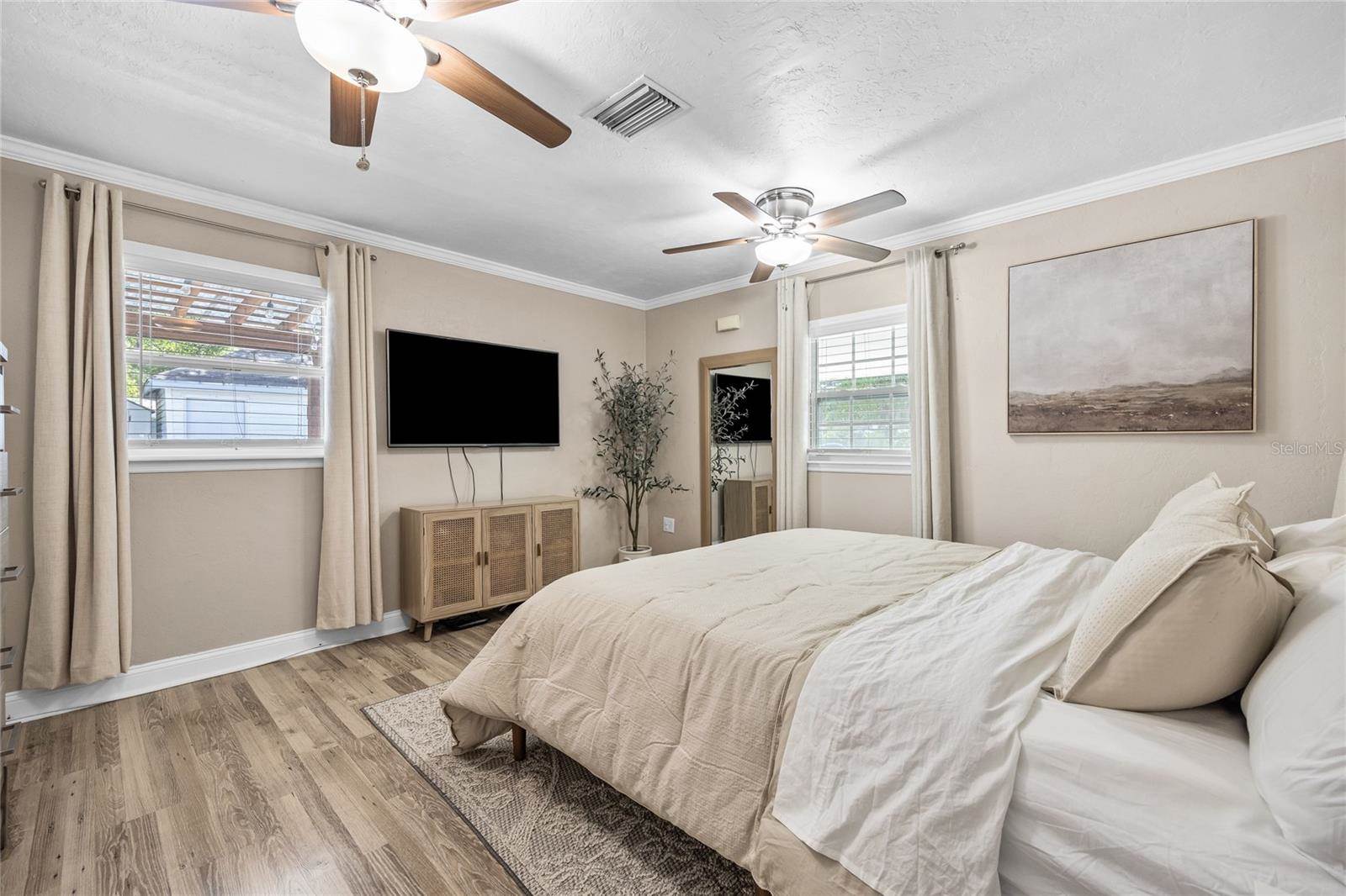 400 53RD Street North, Saint Petersburg, FL 33710