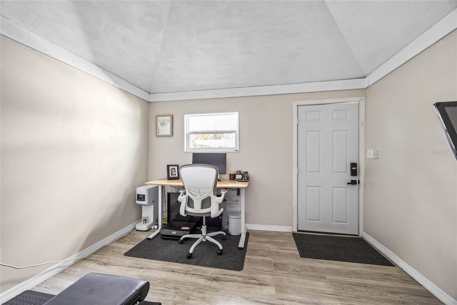 400 53RD Street North, Saint Petersburg, FL 33710