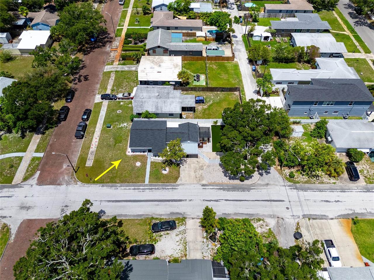 400 53RD Street North, Saint Petersburg, FL 33710