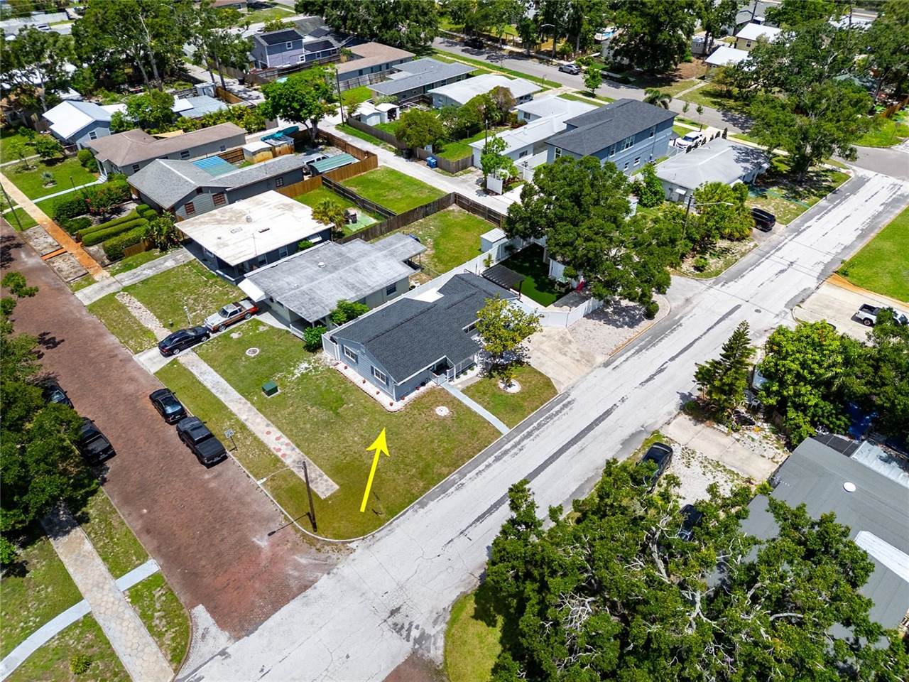 400 53RD Street North, Saint Petersburg, FL 33710