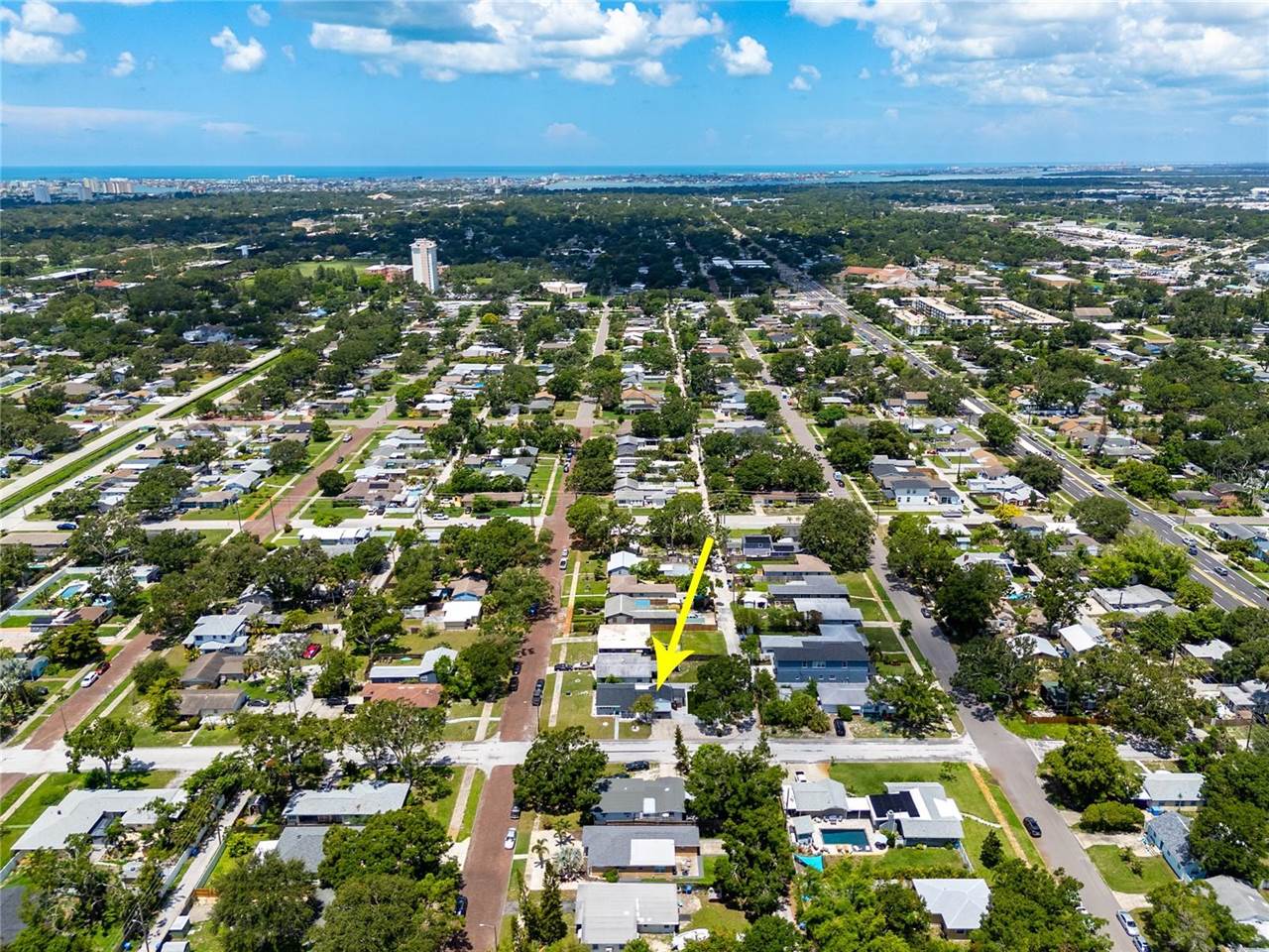 400 53RD Street North, Saint Petersburg, FL 33710