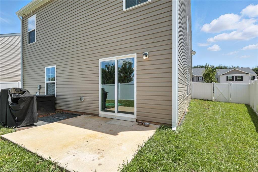 4514 Heatherly Road, Winston-Salem, NC 27105