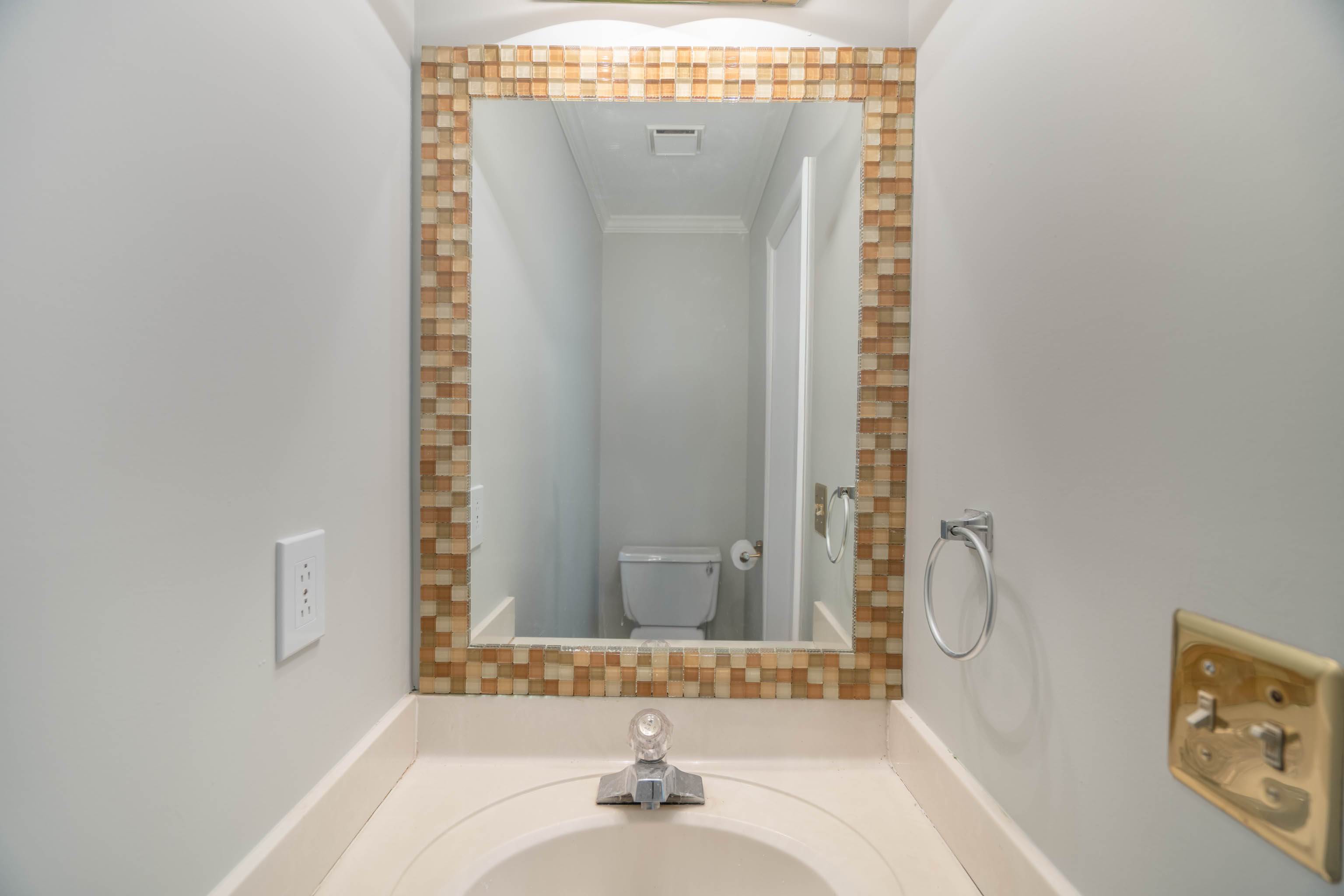 125 Brook Hollow Dr, Columbia, SC 29229