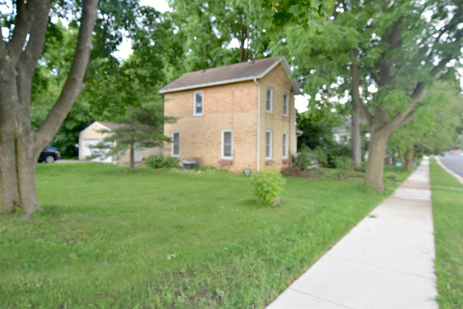 7838 Morrison, Windsor, WI 53571