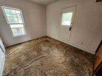 715 West Harvey Ave, Wellington, KS 67152