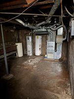 715 West Harvey Ave, Wellington, KS 67152