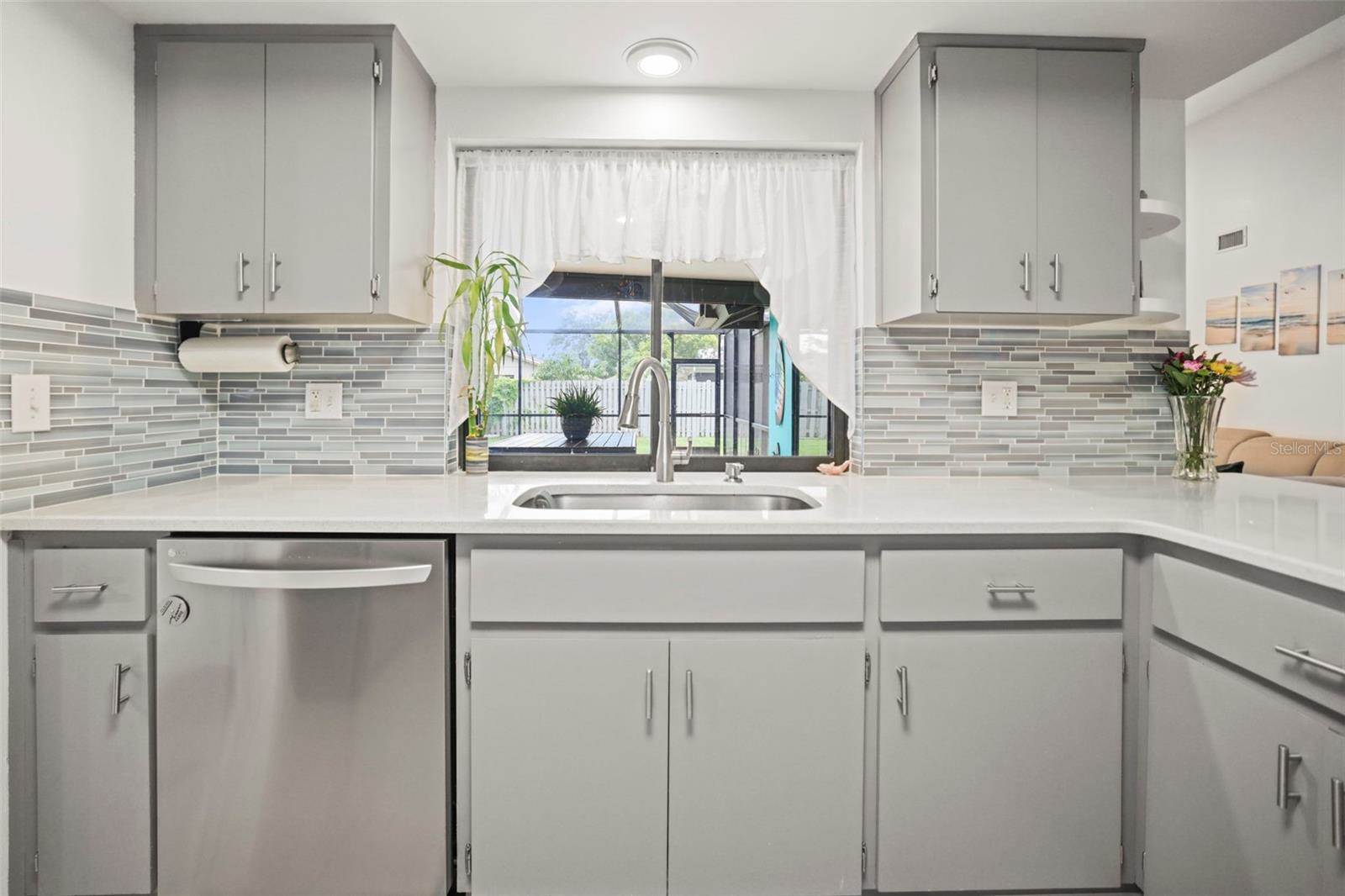 1632 Ridge Top Way, Clearwater, FL 33765