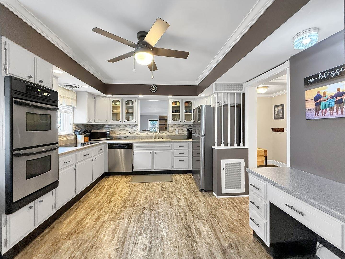 1402 West Lincoln Boulevard, Freeport, IL 61032