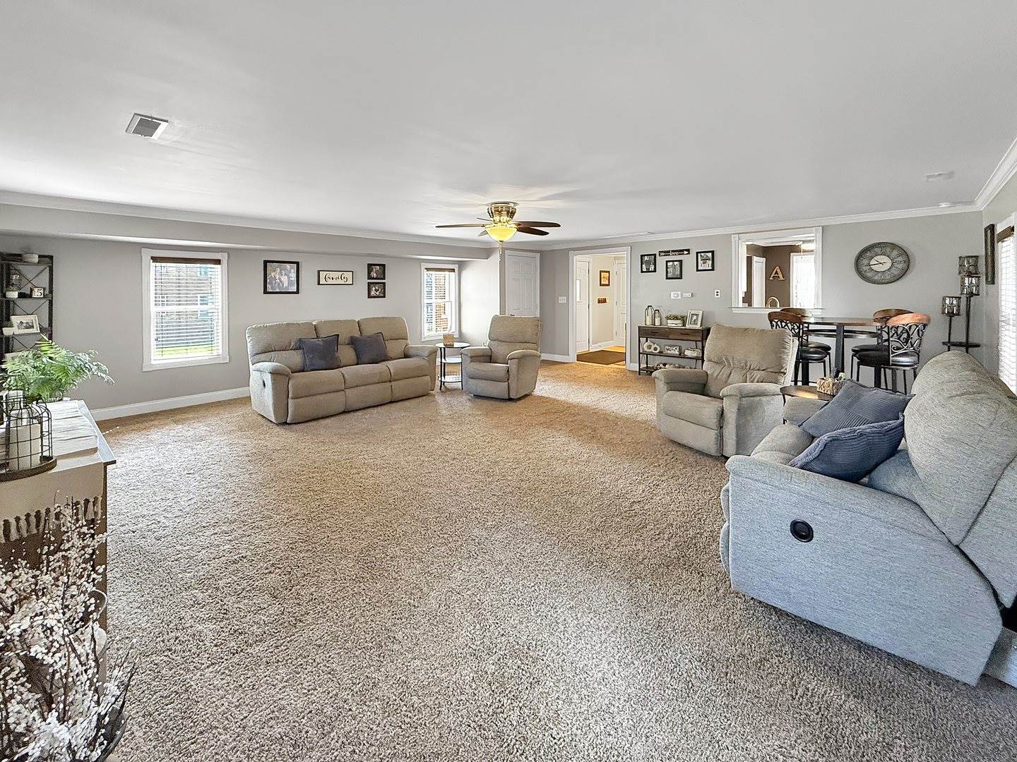 1402 West Lincoln Boulevard, Freeport, IL 61032