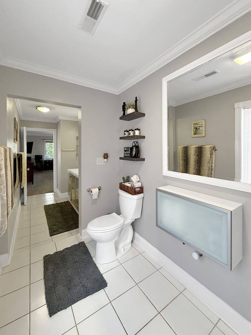 1402 West Lincoln Boulevard, Freeport, IL 61032