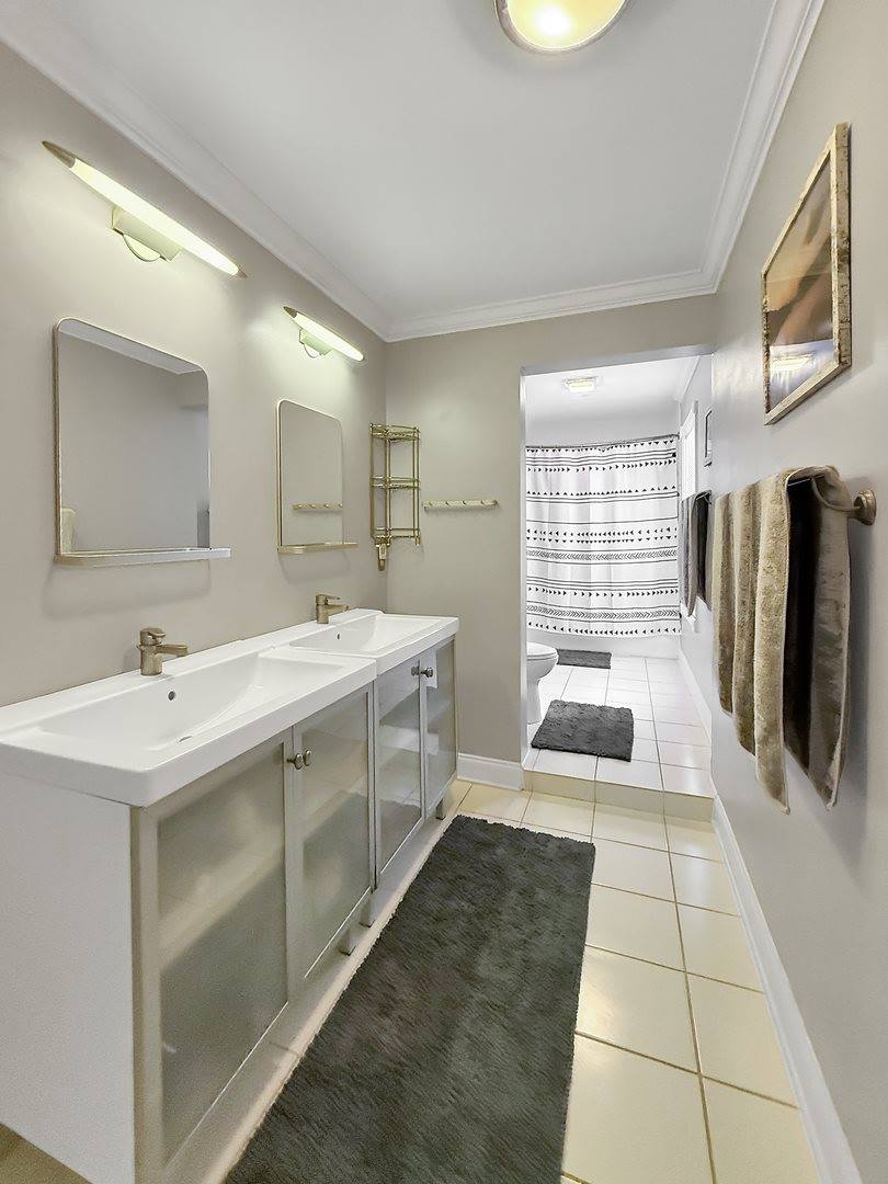 1402 West Lincoln Boulevard, Freeport, IL 61032