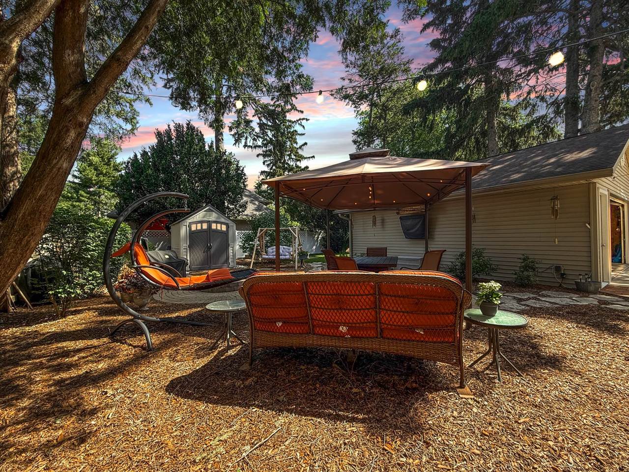 1402 West Lincoln Boulevard, Freeport, IL 61032