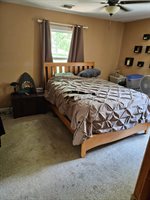 2455 S Bennett Ave, Wichita, KS 67217