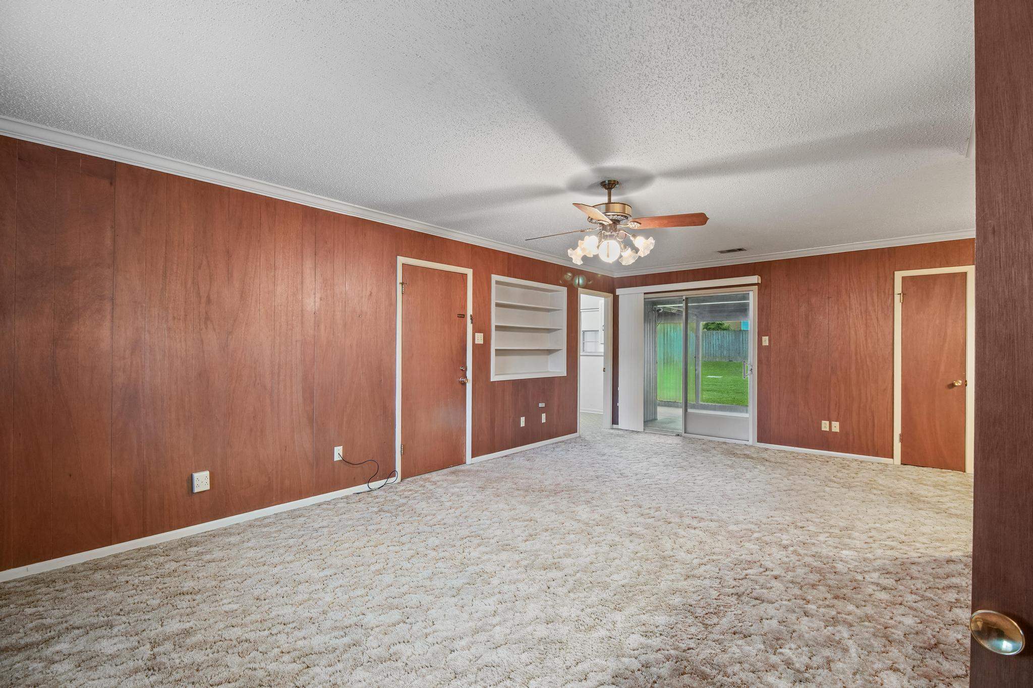 2742 Lisa Ln, Tyler, TX 75701