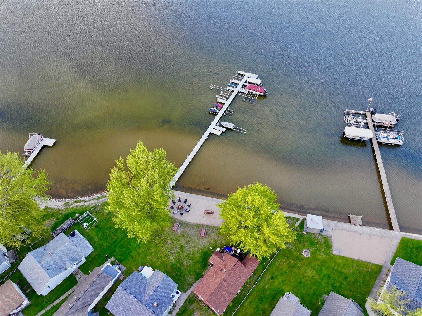 6390 West Houghton Lake Drive, Houghton Lake, MI 48629