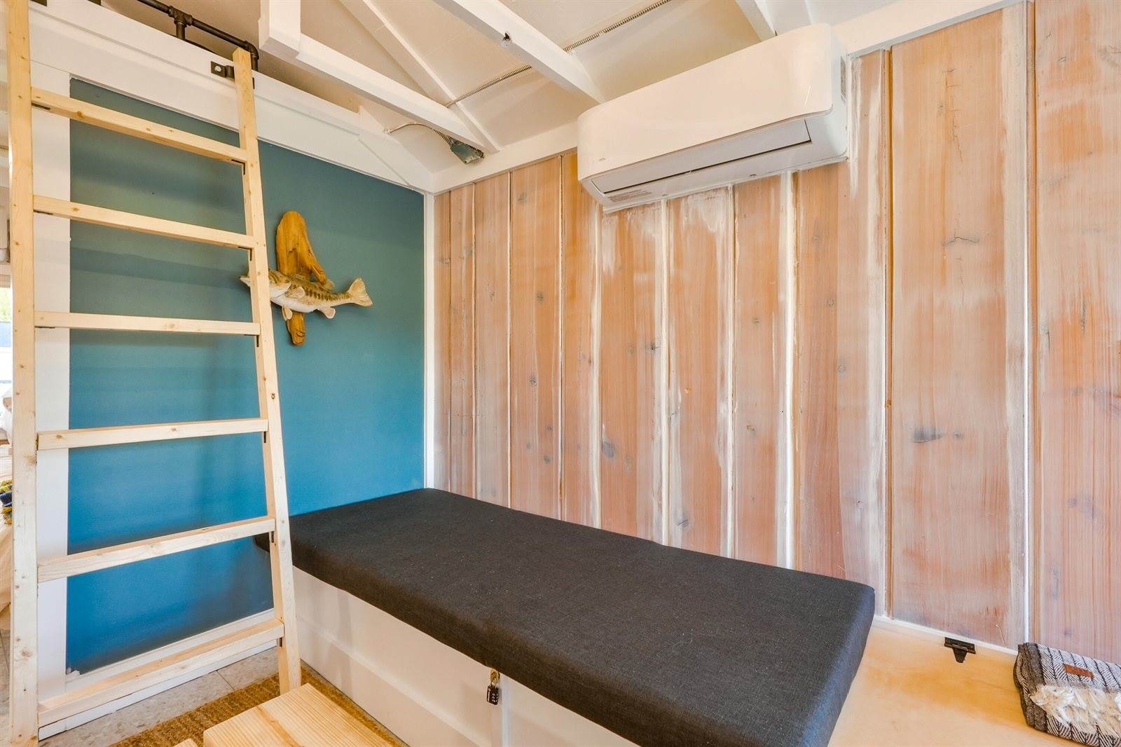 6390 West Houghton Lake Drive, Houghton Lake, MI 48629