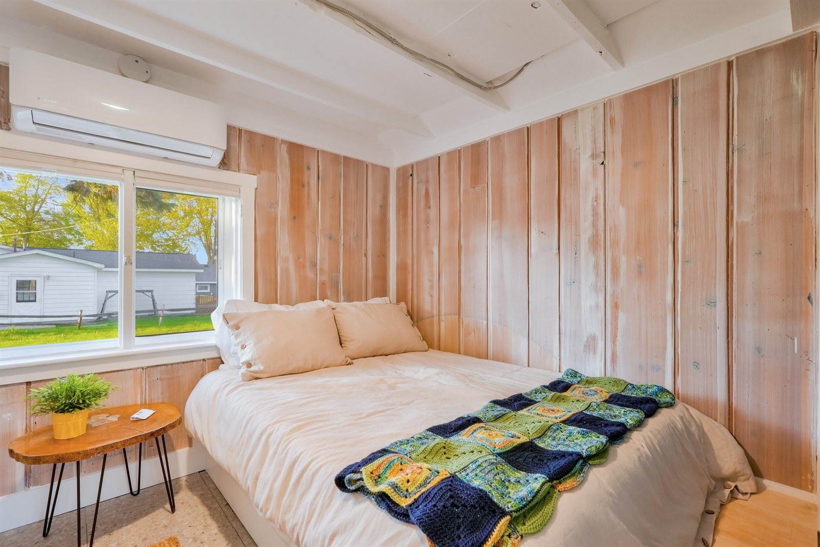 6390 West Houghton Lake Drive, Houghton Lake, MI 48629