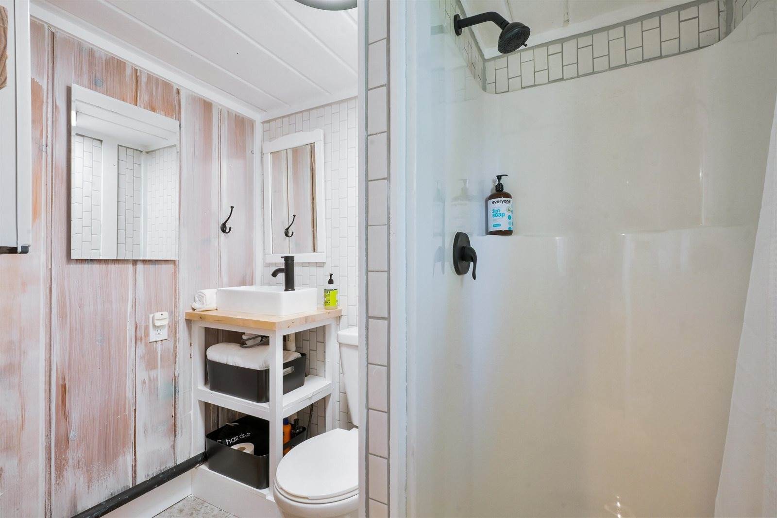 6390 West Houghton Lake Drive, Houghton Lake, MI 48629