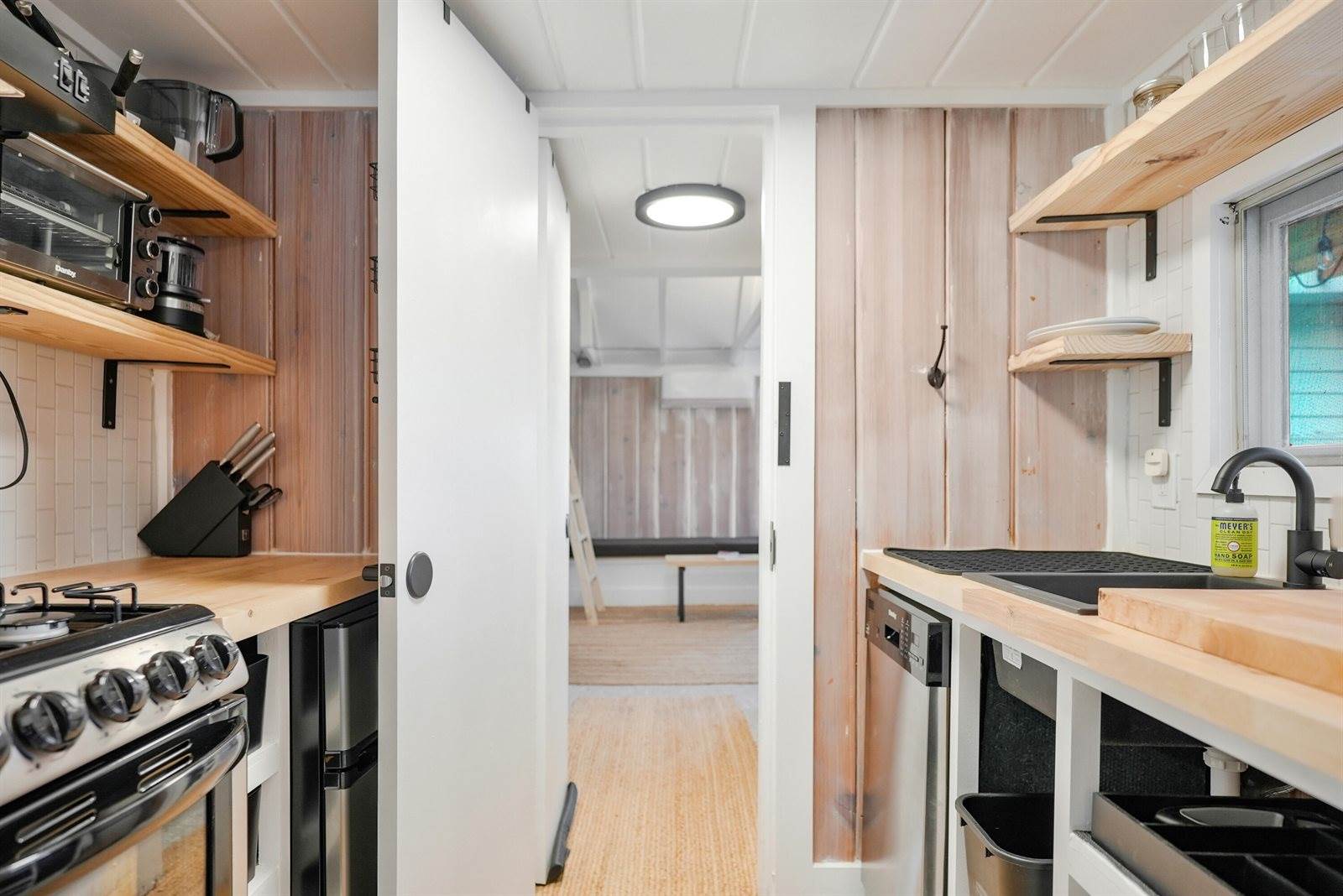 6390 West Houghton Lake Drive, Houghton Lake, MI 48629