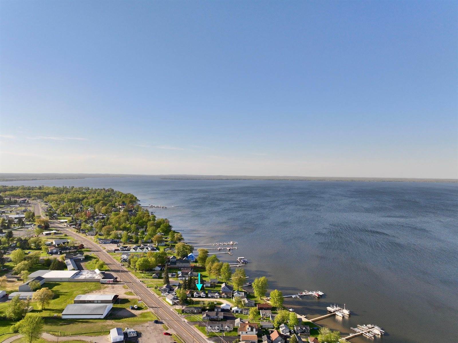 6390 West Houghton Lake Drive, Houghton Lake, MI 48629