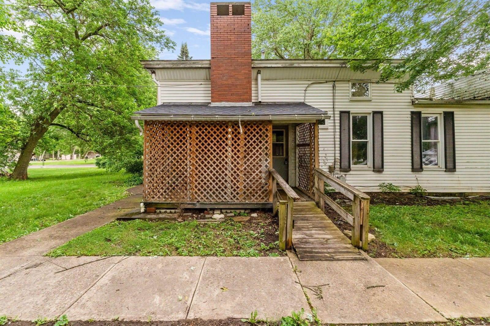 327 Water Street, Cardington, OH 43315