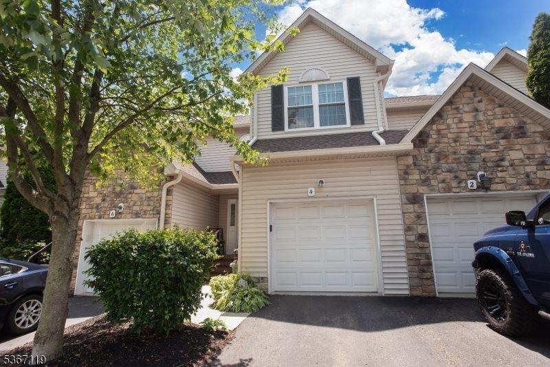 4 Dewitt Ln, Hillsborough Township, NJ 08844