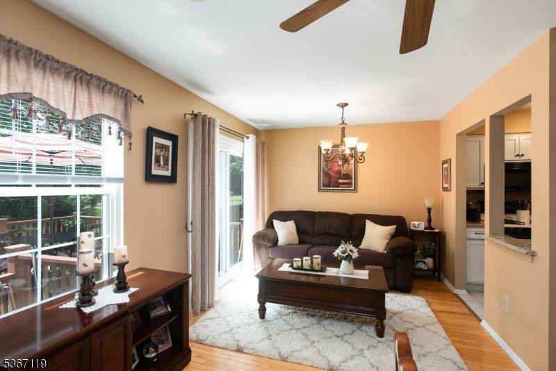 4 Dewitt Ln, Hillsborough Township, NJ 08844