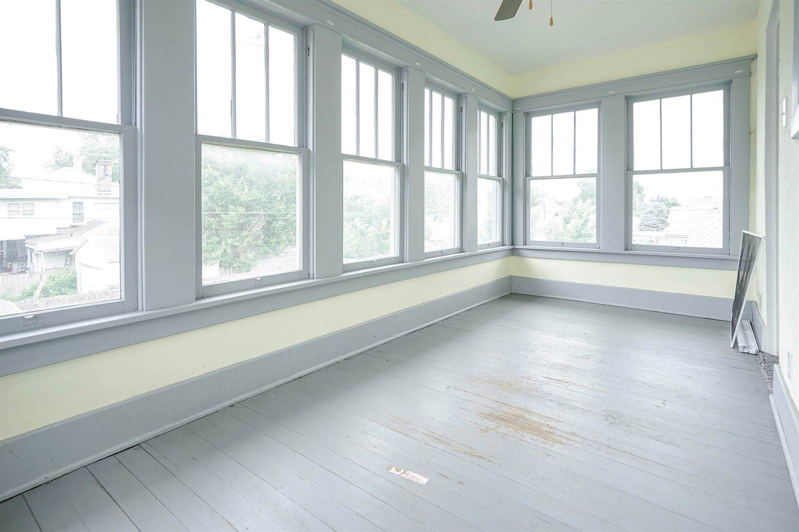 915 3rd Avenue Avenue, Council Bluffs, IA 51501