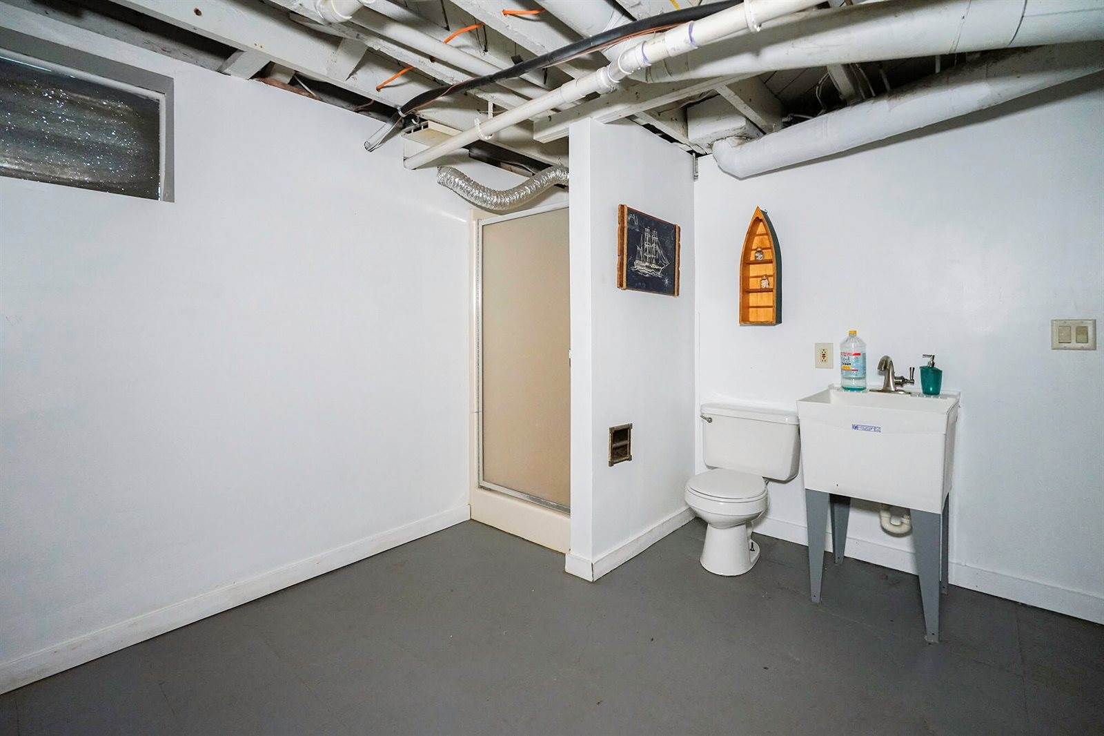 915 3rd Avenue Avenue, Council Bluffs, IA 51501