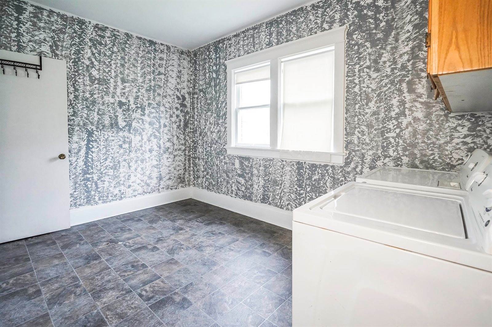 915 3rd Avenue Avenue, Council Bluffs, IA 51501