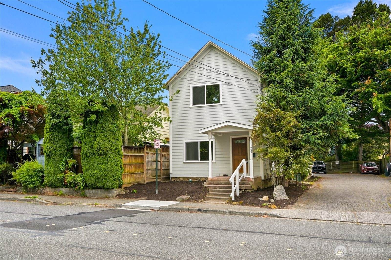 1609 F Street, Bellingham, WA 98225