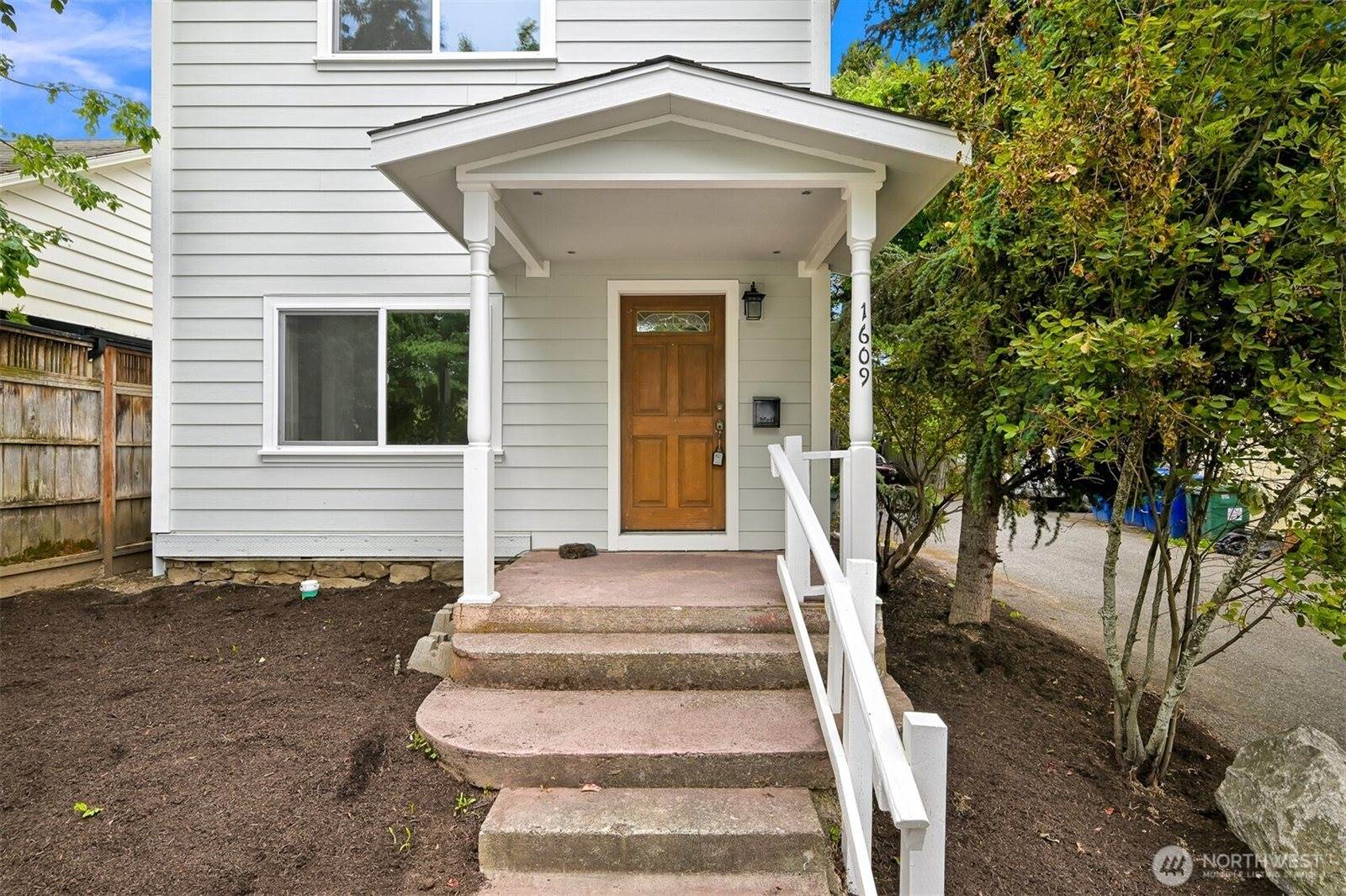 1609 F Street, Bellingham, WA 98225